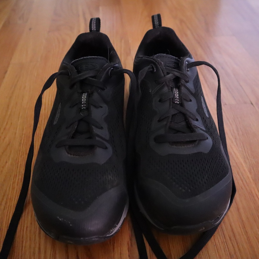 Keen utility sparta 2 women’s aluminum toe static-dissipative athletic work shoe